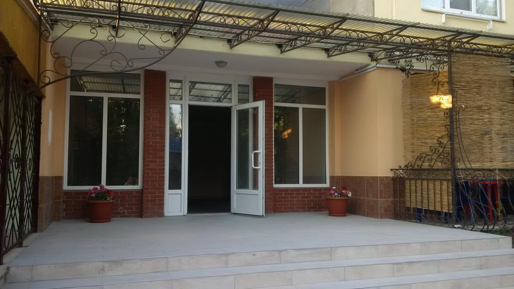 Hotel Complex Arkadiya Zaliznyi Port Buitenkant foto